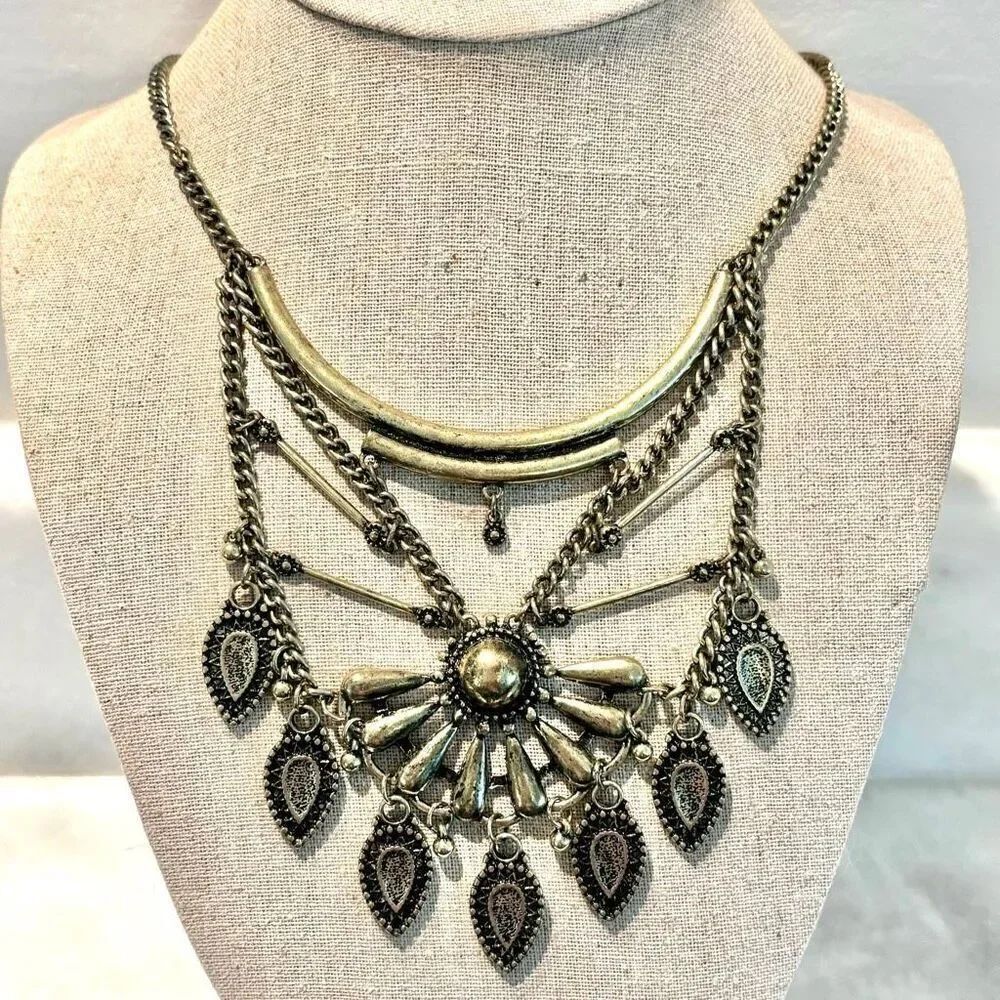 Vintage Zara Curb Chain Tube Bar Ethnic Bib Statement Necklace Silver-tone OS